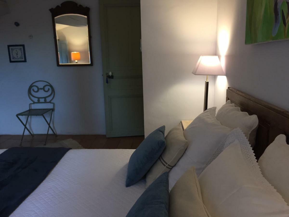 Les Aiguieres En Provence Bed and Breakfast Suze-la-Rousse Εξωτερικό φωτογραφία